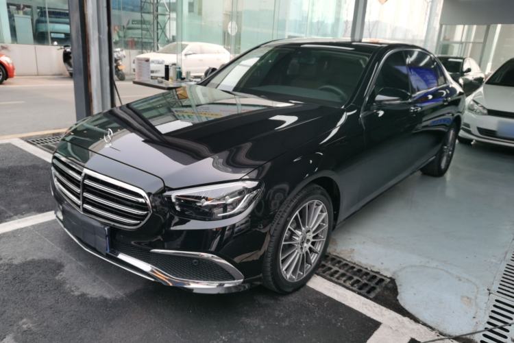 Used Mercedes-Benz E-Class 2023 Facelift E 260 L
