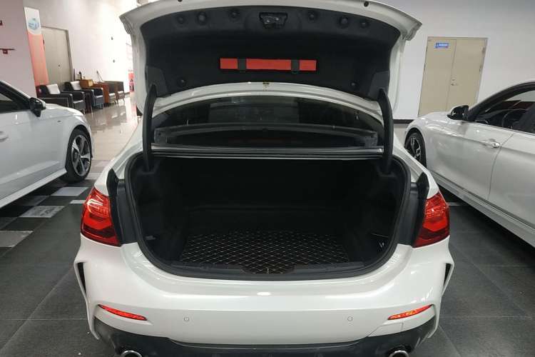 Used BMW 1 Series 2020 125i Leading Model M Sport Package
