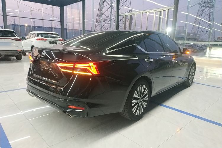 Used Nissan Teana 2022 2.0L XL-TLS Enjoyment Edition