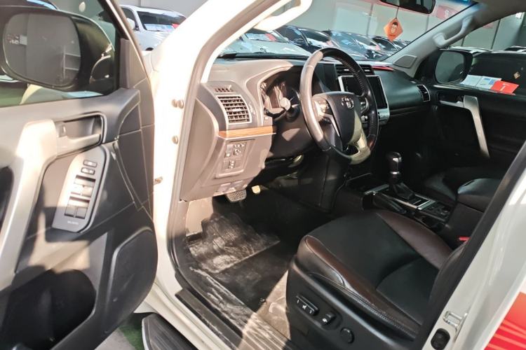 Used Toyota Prado 2019 3.5L Automatic TX-L Deluxe Edition with Rear-Mounted Spare Tire
