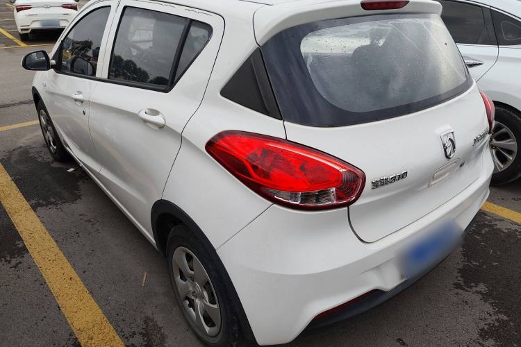Used Baojun 310 2016 1.2L manual Comfort trim level
