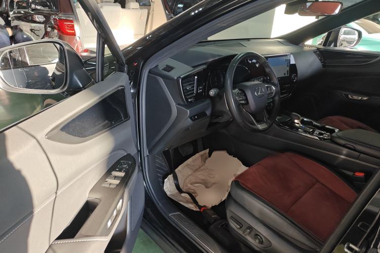 Used Lexus NX 2023 260 Front-Wheel Drive Chuanchi Edition
