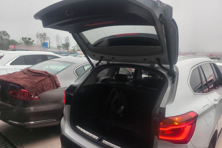 Used BMW X1 2018 sDrive18Li Luxury Model
