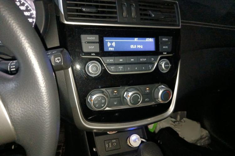 Used Nissan Tiida 2021 1.6L CVT Cool Edition
