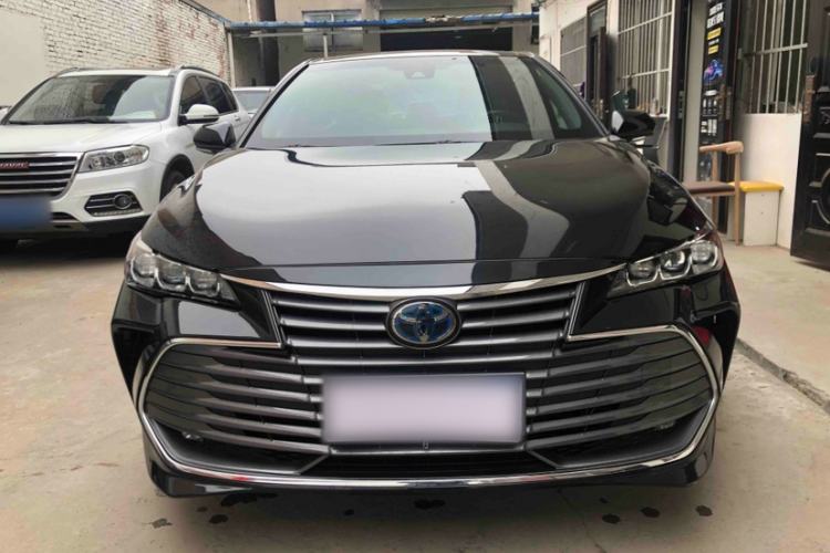 Used Toyota Avalon 2019 Dual-Engine 2.5L Luxury Edition China VI Standard