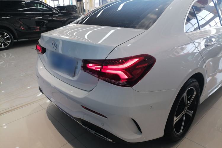 Used Mercedes-Benz A-Class 2022 Revised Version A 200 L Sport Sedan Fashionable Style