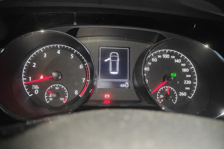 Used Volkswagen Touran 2018 Volkswagen Touran L 280TSI DSG Comfort Edition 6-seater