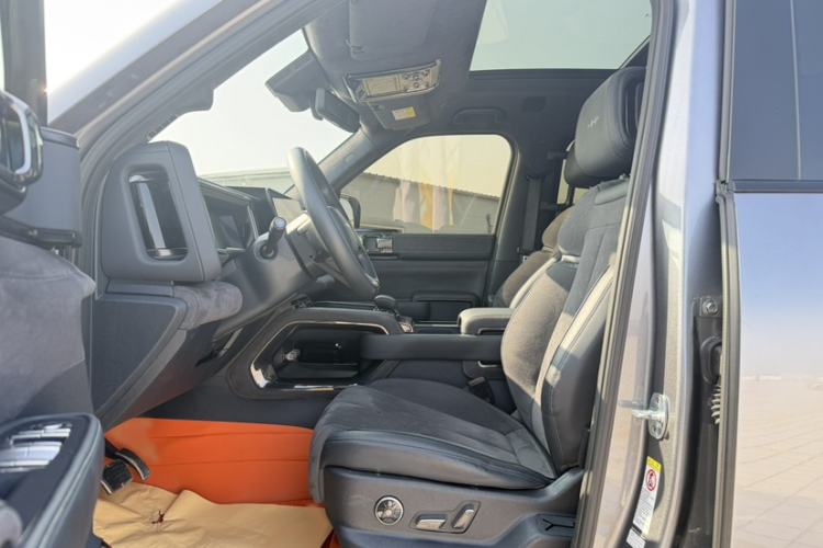 Used  Leopard 5 2023 Cloud Ride Flagship Edition