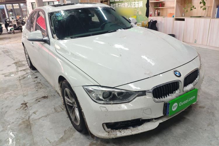 Used BMW 3 Series 2015 320i Fashion Model