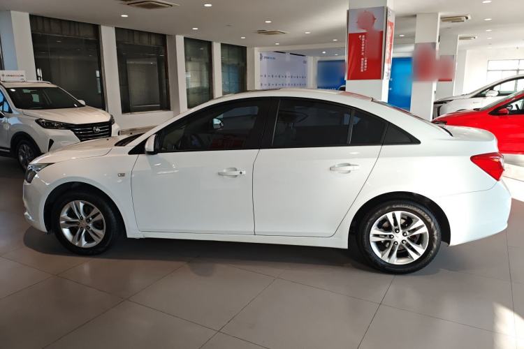 Used Chevrolet Cruze 2015 1.5L Classic SE AT
