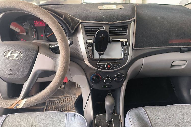 Used Hyundai Verna 2014 1.4L Automatic Smart GLS
