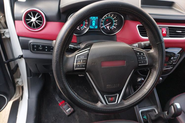 Used Haval H1 2015 1.5L AMT Urban Model
