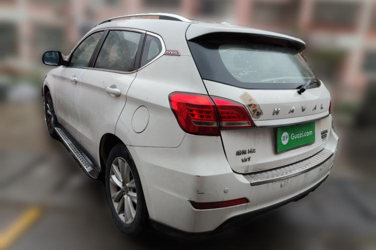 Used Haval H2 2016 Red Label 1.5T Manual Two-Wheel Drive Prestige Model
