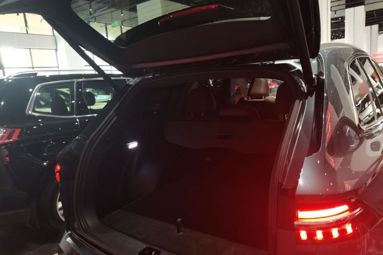 Used Geely Auto Monjaro L 2021 2.0TD DCT EVO Two-Wheel Drive Smart Luxury Version
