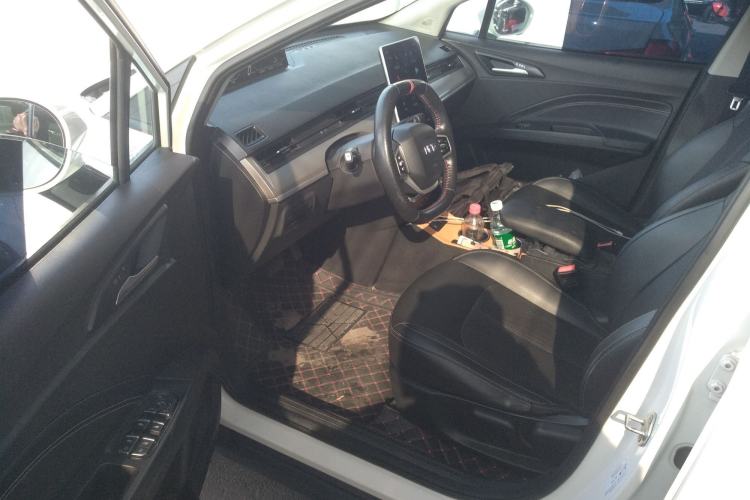 Used NETA V 2021 Long-Range Entertainment Edition Upgrade Model
