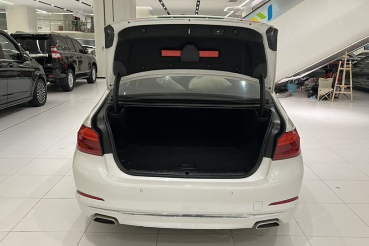 Used BMW 5 Series New Energy 2020 Mileage Upgrade Version 530Le Luxury Package
