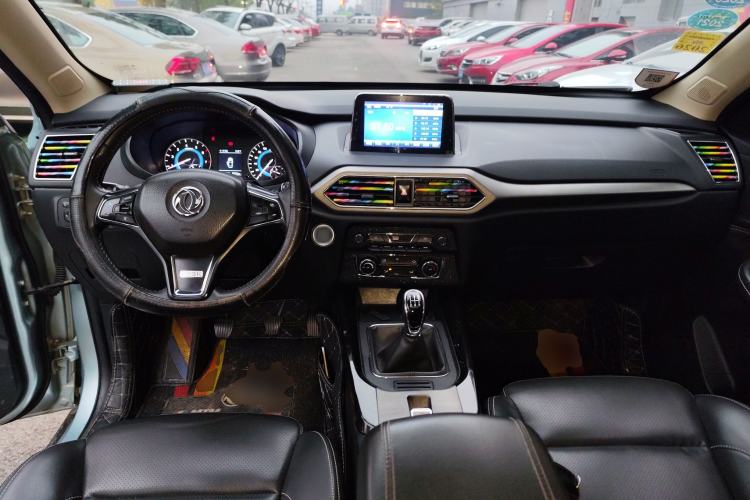 Used Dongfeng Fengon S560 2018 1.8L Manual Luxury 7-Seater
