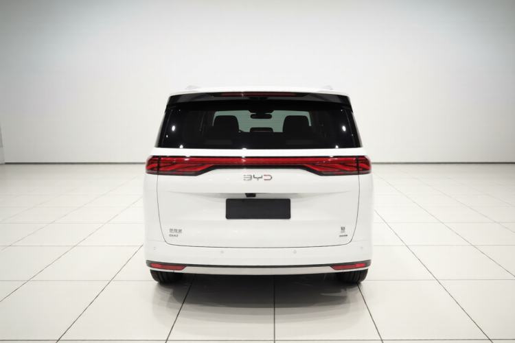 Used BYD Xia 2025 DM-i 1.5T 180km Beyond Edition
