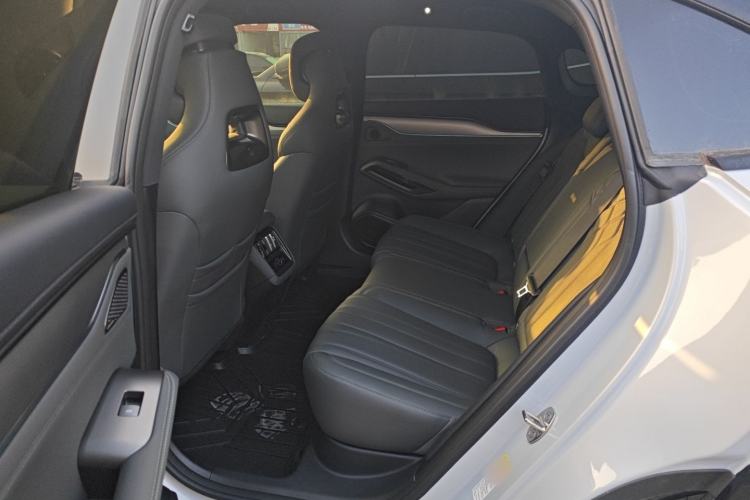 Used BYD Song L EV 2025 Intelligent Driving Version 662 km LiDAR Excellence Edition
