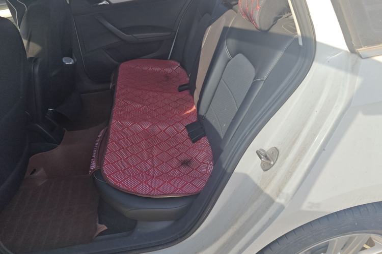 Used Volkswagen Santana 2015 Haval H6 1.6L Automatic Comfort Model
