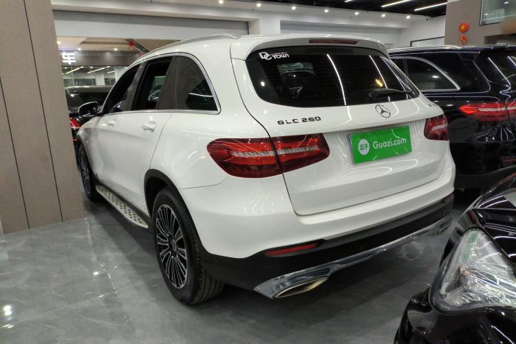 Used Mercedes-Benz GLC 2019 GLC 200 4MATIC
