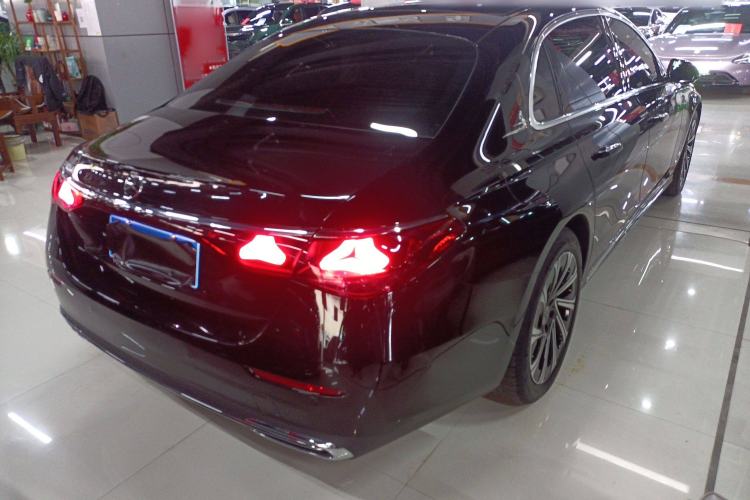 Used Mercedes-Benz E-Class 2025 E 300 L Luxury Model