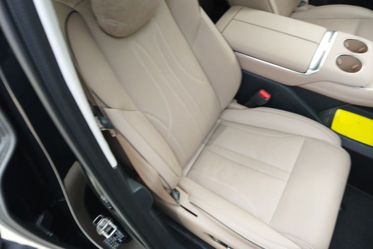 Used XPeng X9 2025 740 Ultra-Long Range Max