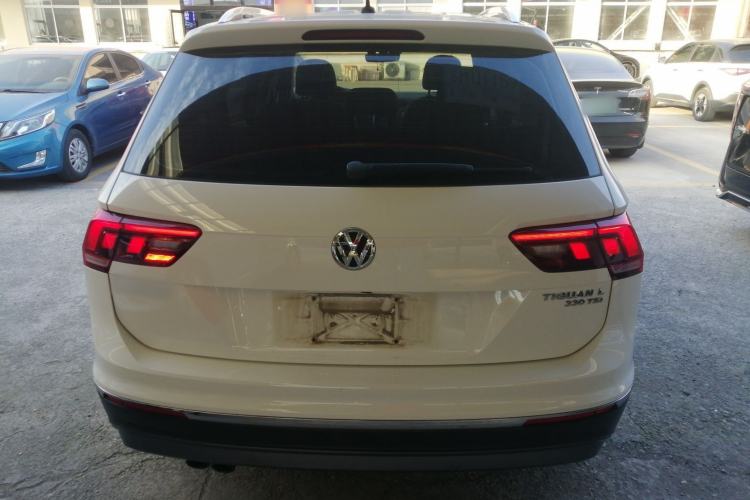 Used Volkswagen Tiguan L 2017 330TSI Automatic Two-Wheel Drive Luxury Edition
