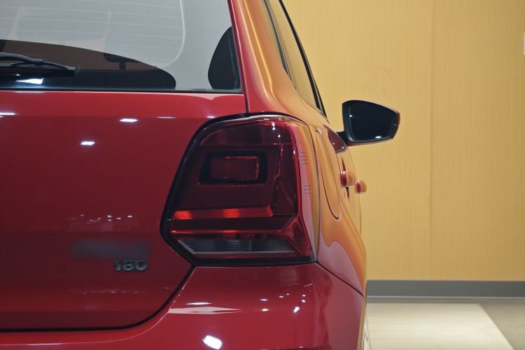 Used Volkswagen Polo 2014 1.6L Automatic Comfort Edition
