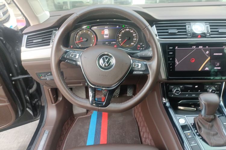 Used Volkswagen Phideon 2021 380TSI Luxury Edition
