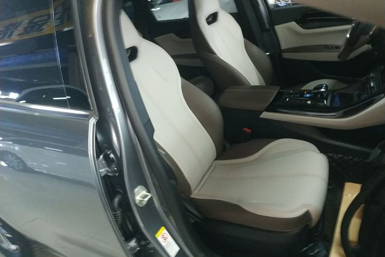 Used BYD Qin PLUS 2024 HONOR Edition DM-i 55KM Leading Model
