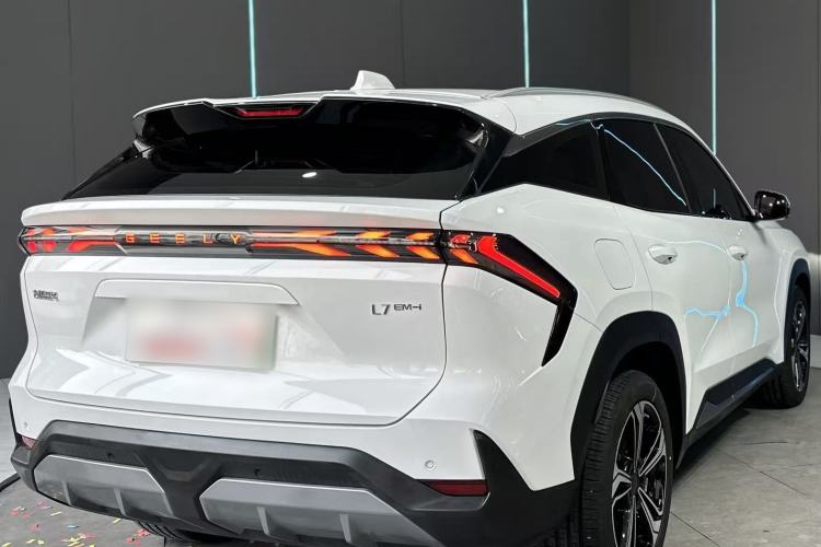 Used  L7 2025 EM-i 115km Exploration+ Edition
