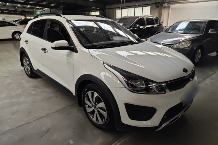 Used Kia KX Cross 2017 1.4L MT GLS
