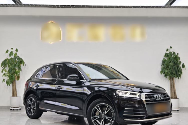 Used Audi Q5L 2020 Updated 40 TFSI Prestige Fashion Edition
