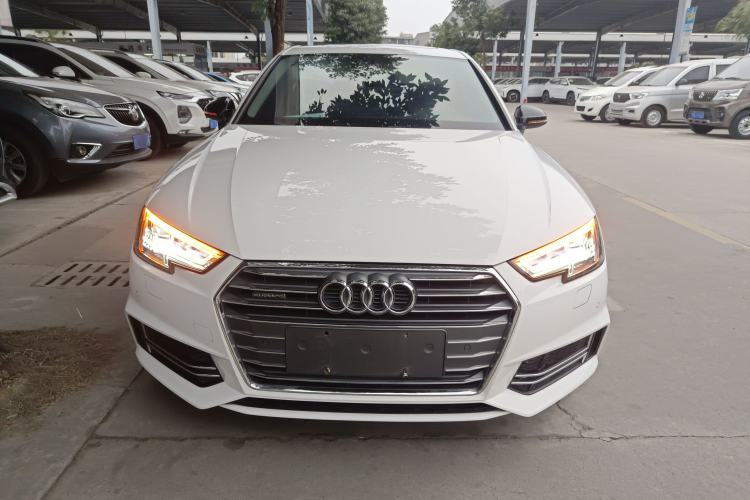 Used Audi A4L 2018 30th Anniversary Edition 45 TFSI quattro Individual Sport Edition
