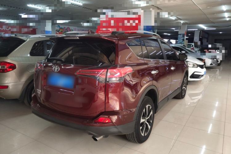 Used Toyota RAV4 2016 2.0L CVT Two-Wheel Drive Comfort Edition China V Standard