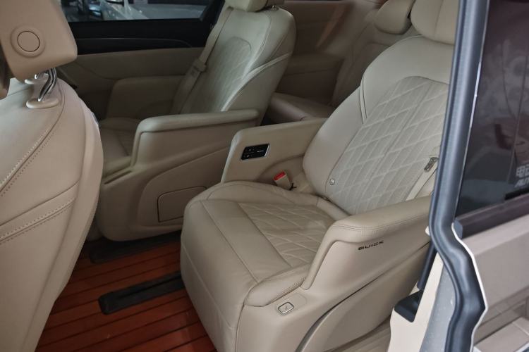 Used Buick GL8 2023 ES Lu Zun Luxury Model
