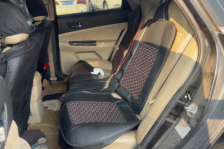 Used Changan Eado 2013 1.6L Manual Luxury Model China V Standard
