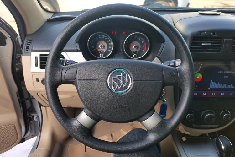 Used Buick Excelle 2013 1.5L Automatic Classic Model
