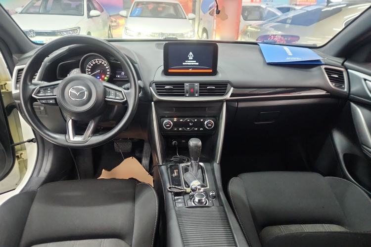 Used Mazda CX-4 2018 2.0L Automatic 2WD Blue Sky Exploration Edition China VI Standard
