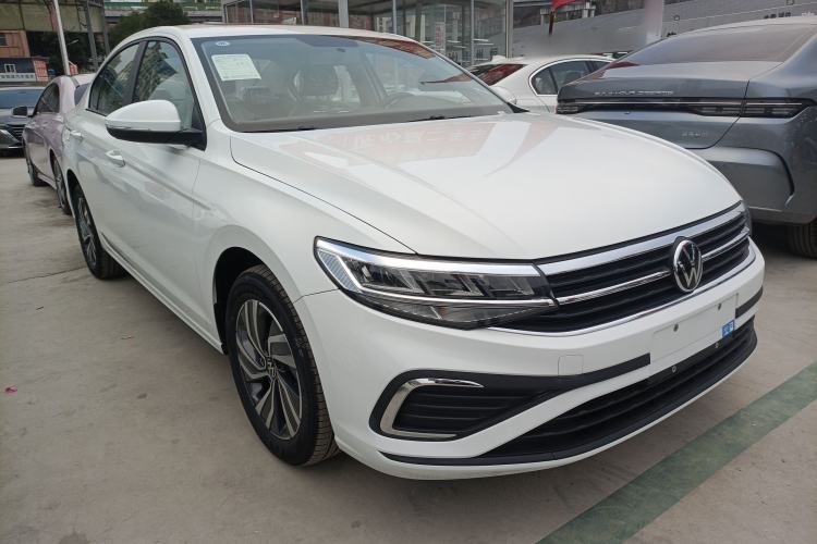 Used Volkswagen Bora 
