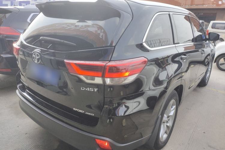 Used Toyota Highlander 2018 2.0T Four-Wheel Drive Luxury Edition 7 Seats China V Emission Standard
