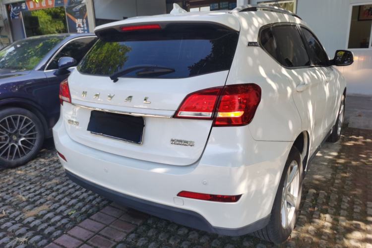 Used Haval H2 2018 1.5T Dual-Clutch Two-Wheel Drive Fashion Model China VI Standard
