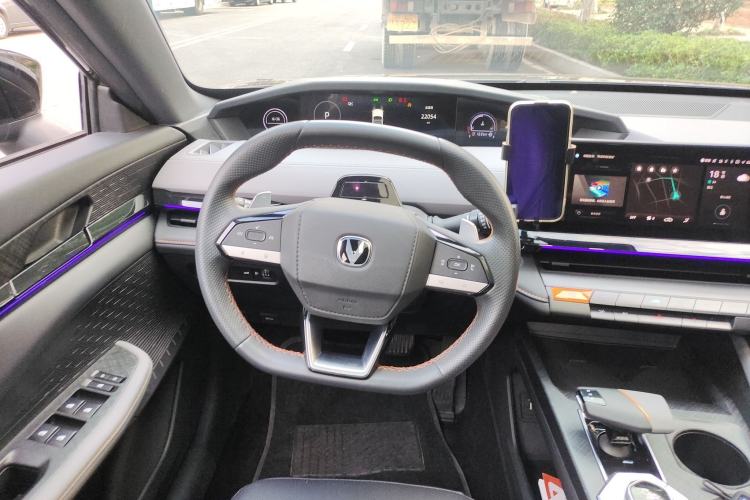 Used Changan UNI-V 2022 1.5T Prestige Version
