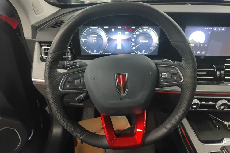 Used Hongqi HS5 2025 2.0T Two-Wheel Drive Flagship Pro Edition
