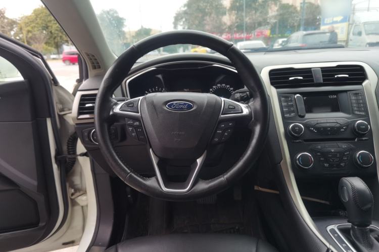 Used Ford Mondeo 2013 2.0L GTDi 200 Fashion Edition

