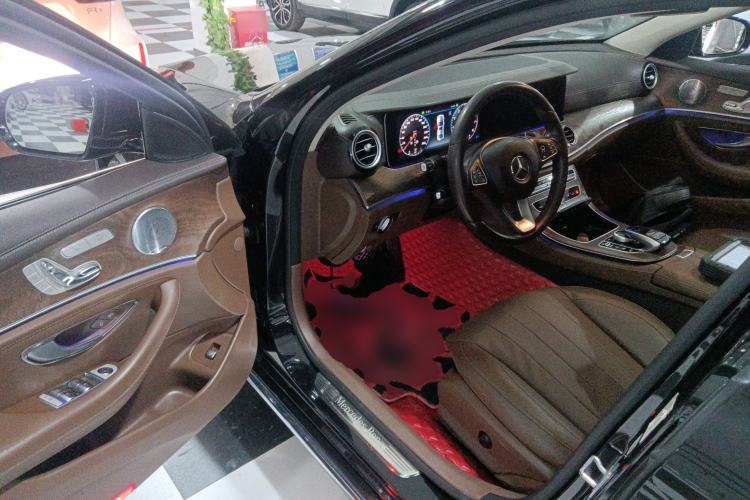 Used Mercedes-Benz E-Class 2018 Facelift E 300 L Luxury Edition