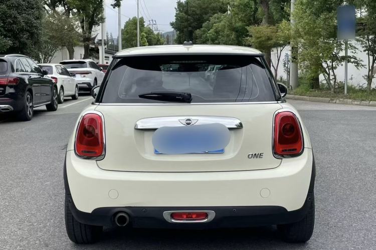 Used  MINI 2016 1.2T ONE Pioneer Edition
