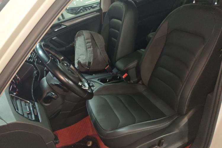 Used Volkswagen Tiguan L 2021 330TSI Automatic Two-Wheel Drive R-Line Enhanced Edition
