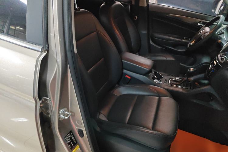 Used Changan CS75 2016 1.8T Automatic Elite Model China V Standard